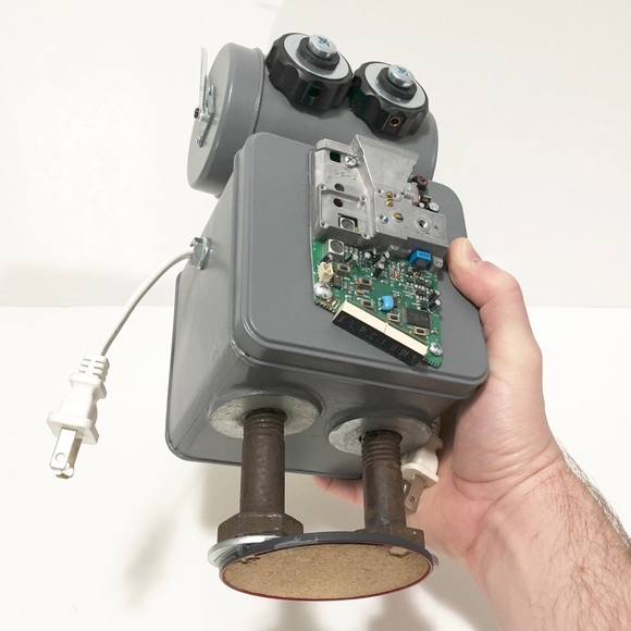 Found Objects Robot Sculpture - Picture 5 of 5